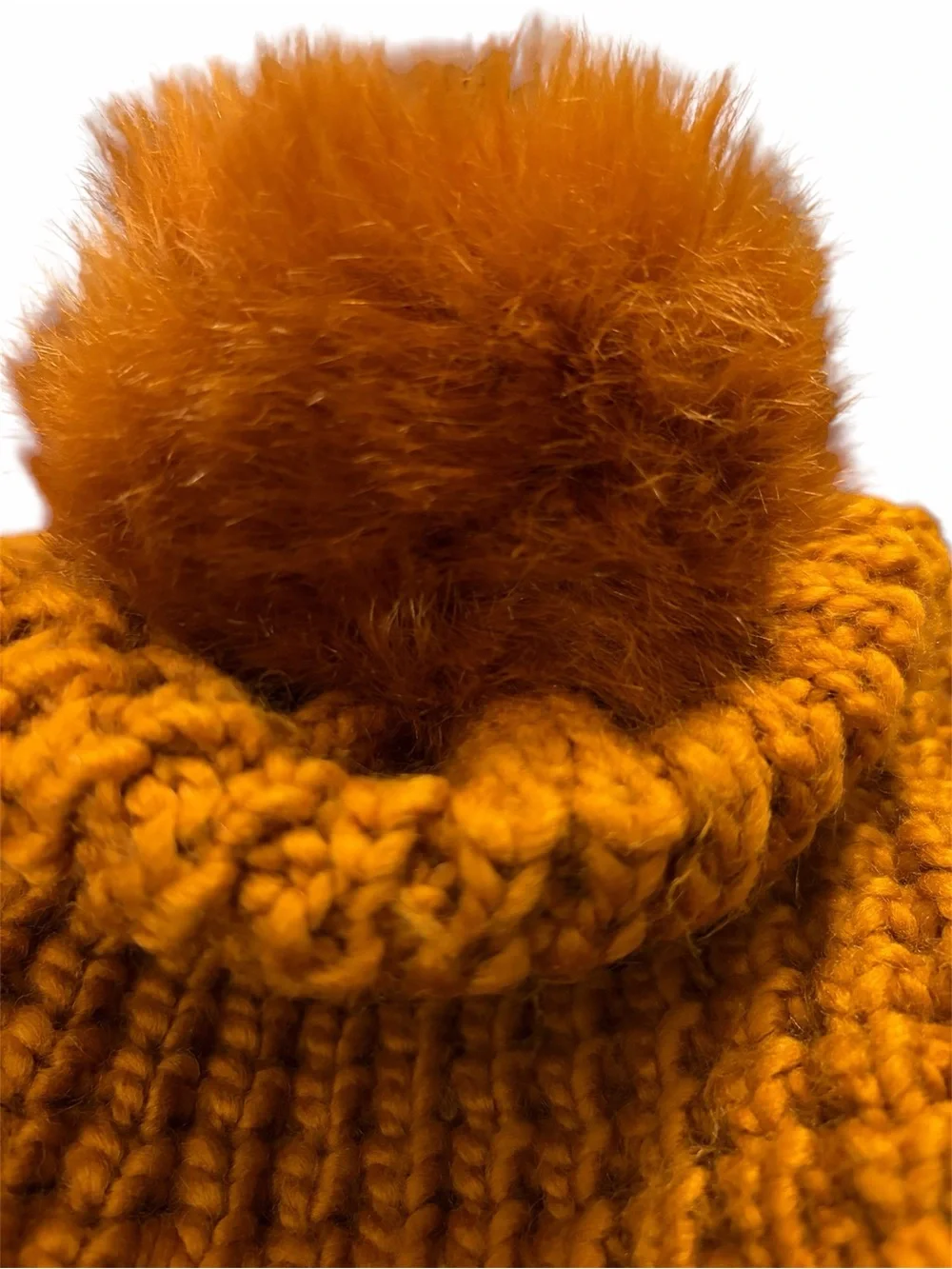 Kyi Kyi Canada Burnt Orange Knit Lined Pom Pom Beanie One Size
